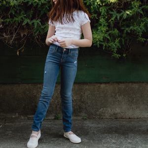 Abercrombie Kids Midrise Ripped Super Skinny Jeans size 11/12